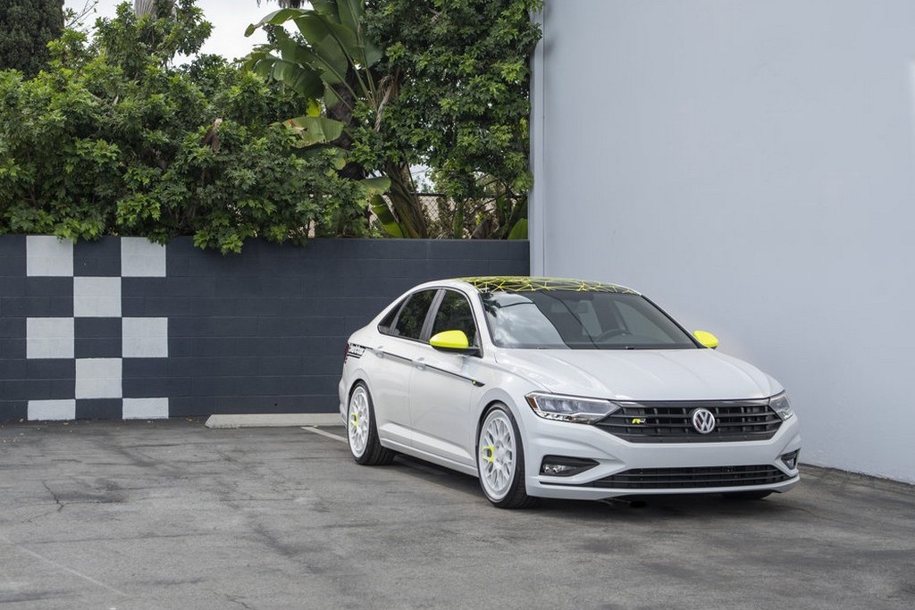 2018 - VOLKSWAGEN JETTA R-LINE SOCAL CONCEPT, foto 1
