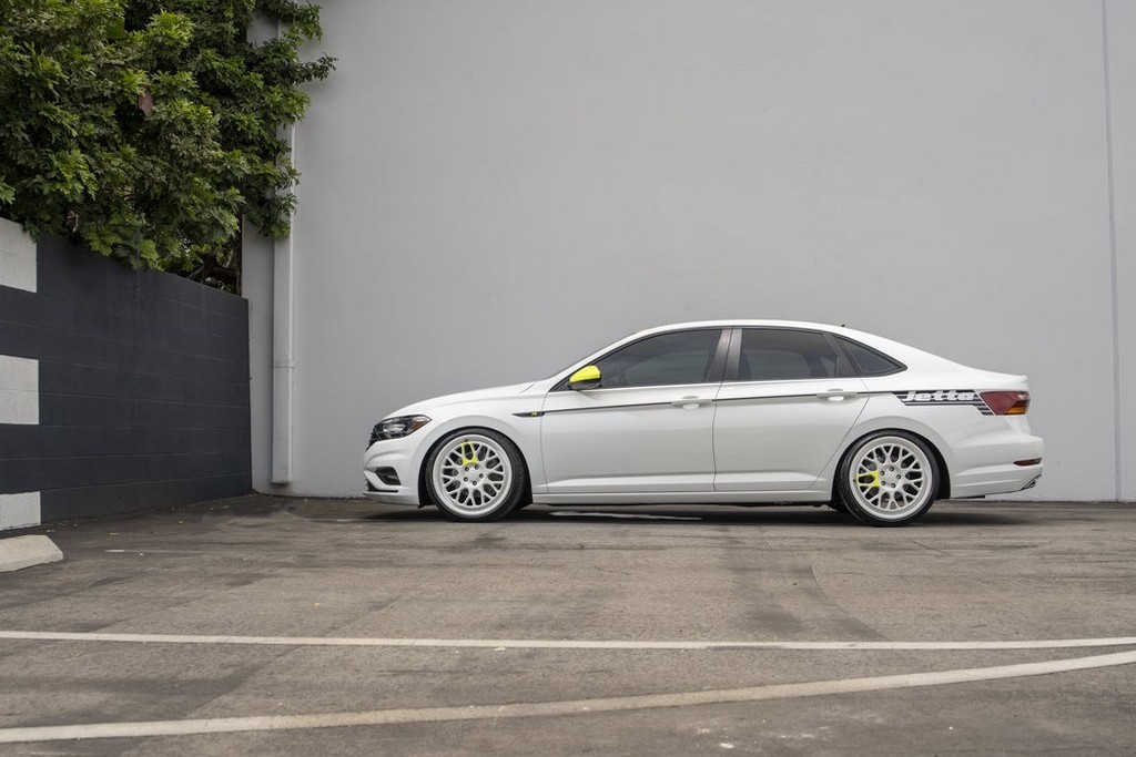 2018 - VOLKSWAGEN JETTA R-LINE SOCAL CONCEPT, foto 3