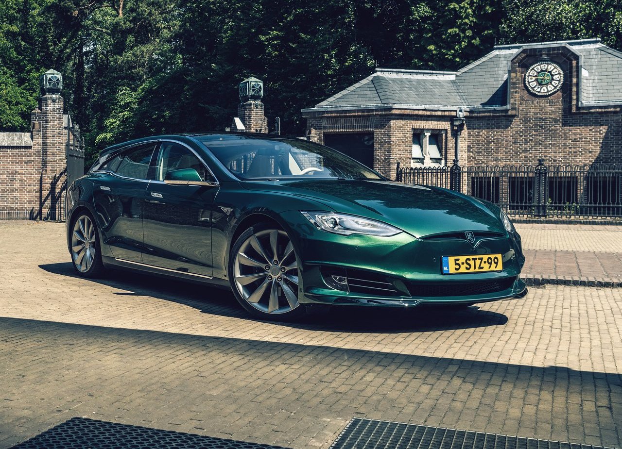 TESLA MODEL S SHOOTING BRAKE BY REMETZCAR, foto 1