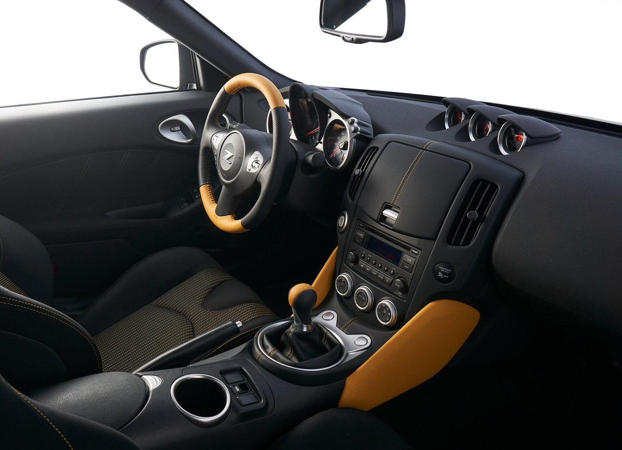 2019 - NISSAN 370Z HERITAGE EDITION, foto 27