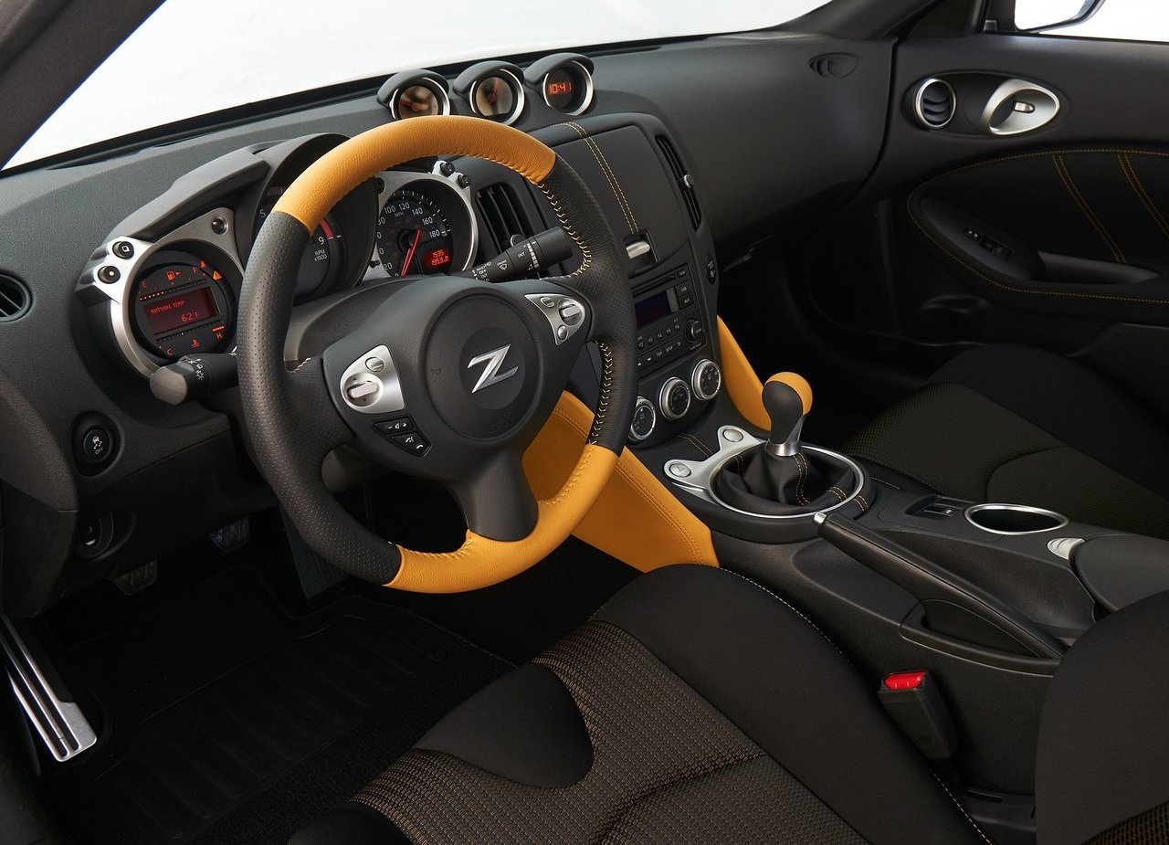2019 - NISSAN 370Z HERITAGE EDITION, foto 28
