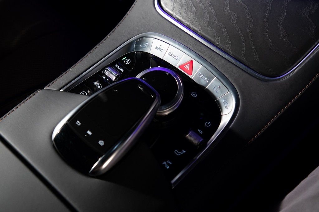 MERCEDES-BENZ S 560, foto 17