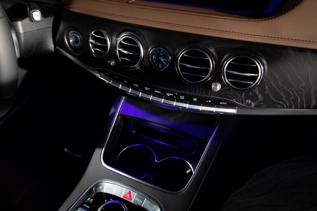 MERCEDES-BENZ S 560, foto 18
