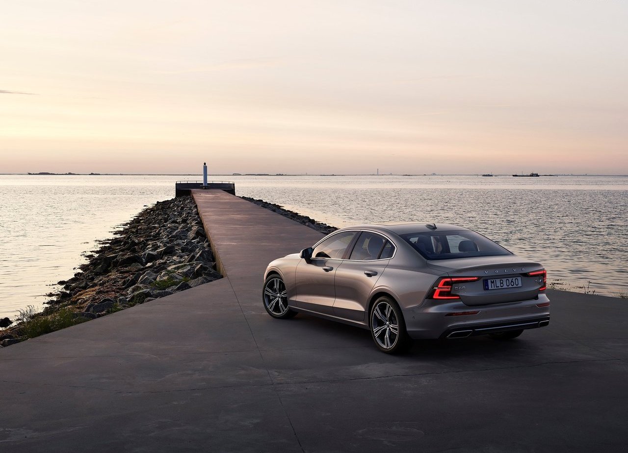 2019 - VOLVO S60, foto 35