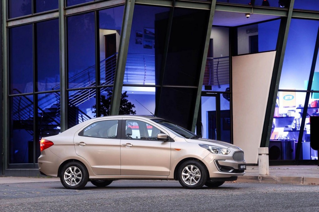 FORD FIGO SEDAN, foto 10