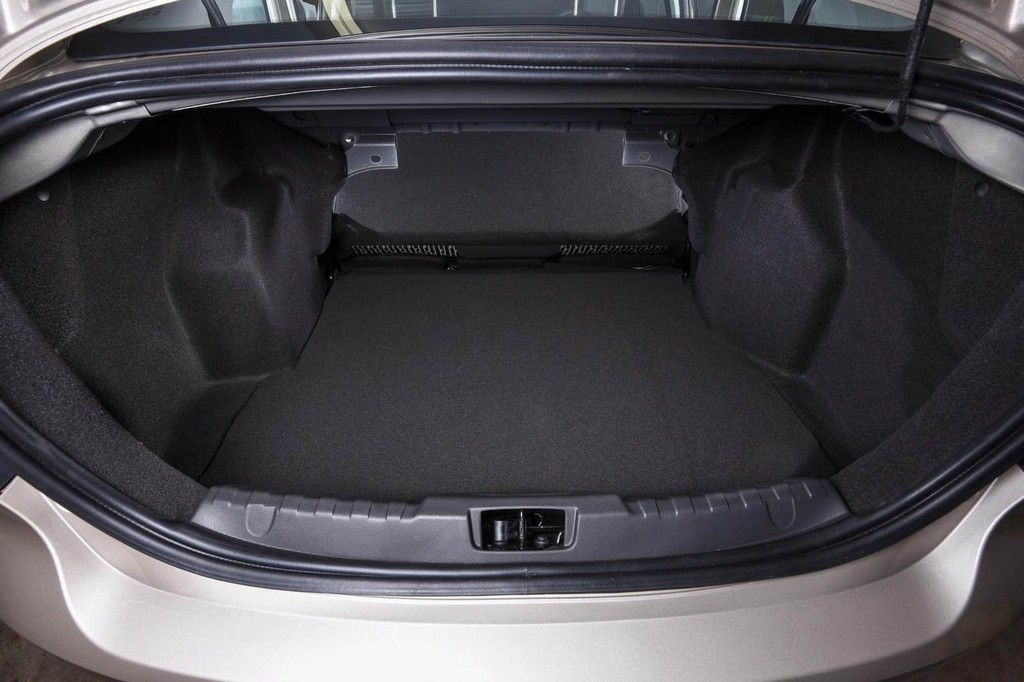 FORD FIGO SEDAN, foto 36