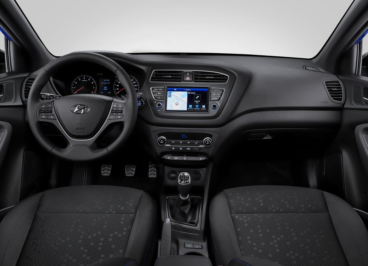 2019 - HYUNDAI i20 ACTIVE, foto 18