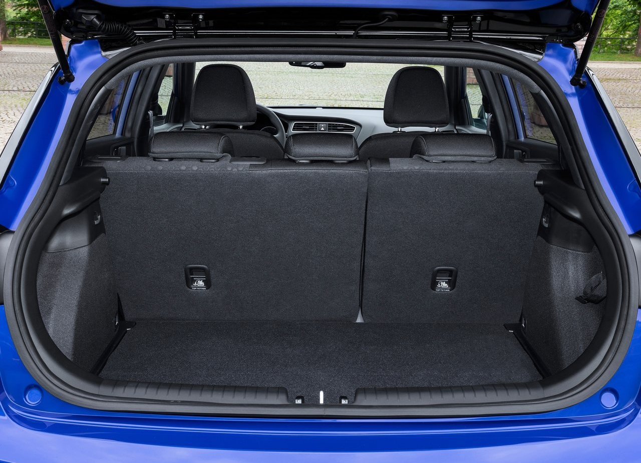 2019 - HYUNDAI i20 ACTIVE, foto 21
