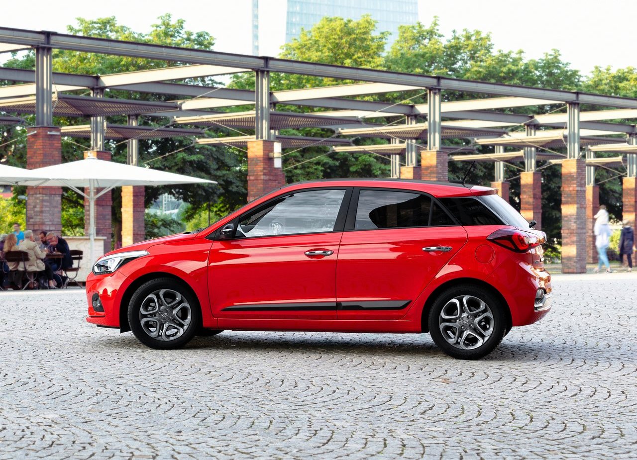 2019 - HYUNDAI i20, foto 13