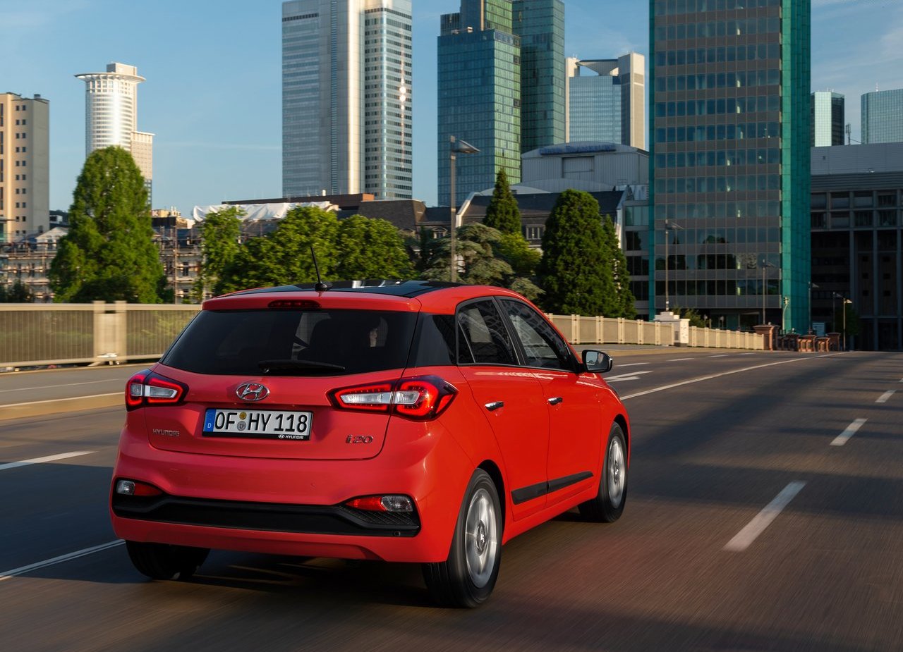 2019 - HYUNDAI i20, foto 16