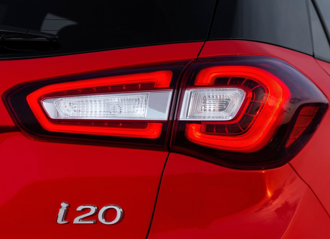 2019 - HYUNDAI i20, foto 38