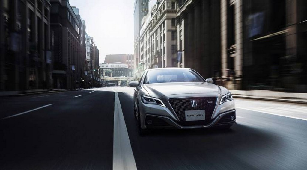 TOYOTA CROWN, foto 6
