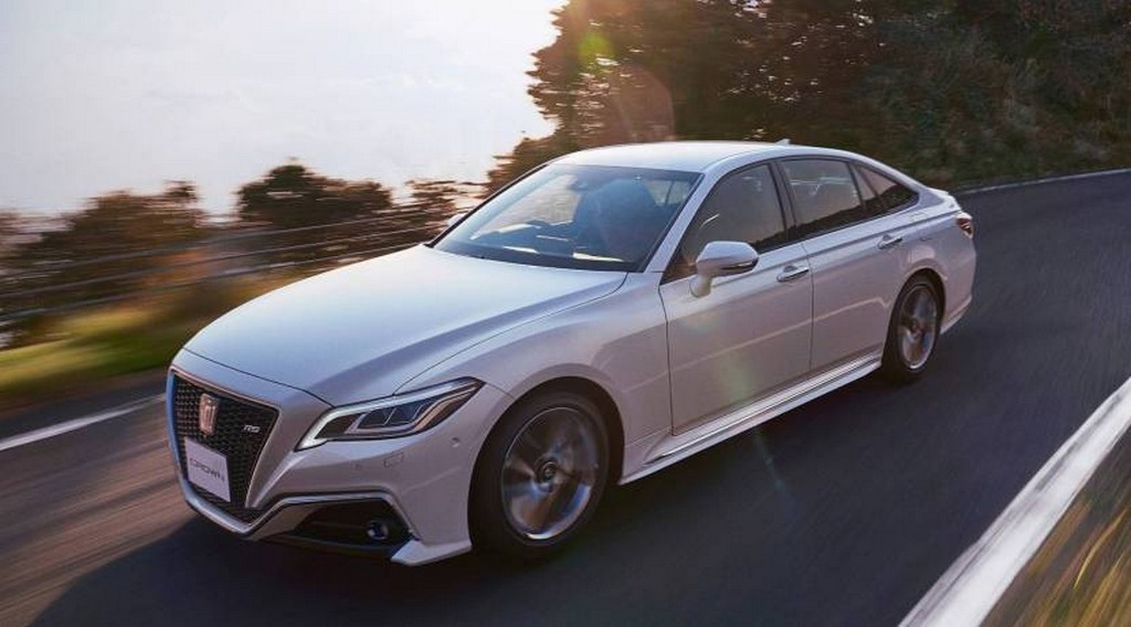 TOYOTA CROWN, foto 8