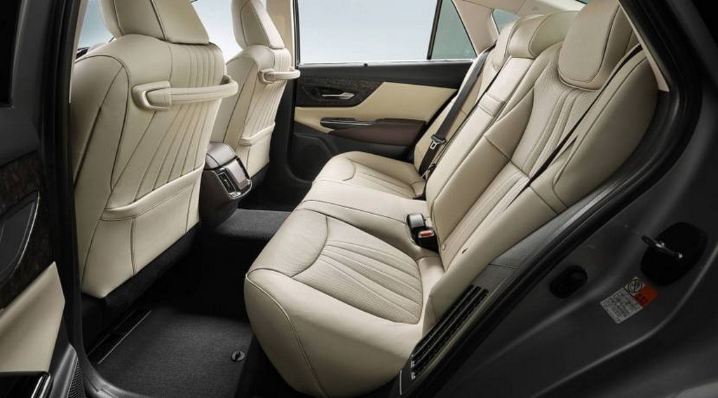 TOYOTA CROWN, foto 10