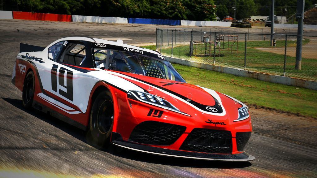 2019 - TOYOTA SUPRA NASCAR XFINITY SERIES, foto 1