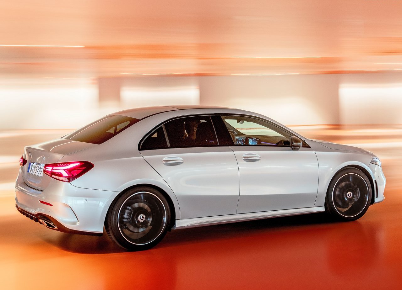 MERCEDES-BENZ A SEDAN, foto 32