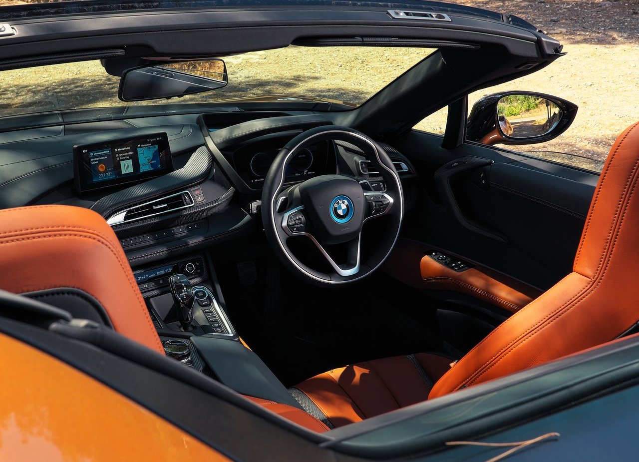 2019 - BMW i8 ROADSTER UK VERSION, foto 46