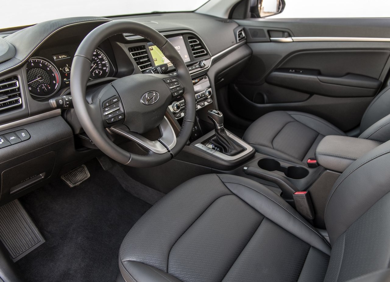 HYUNDAI ELANTRA, foto 11
