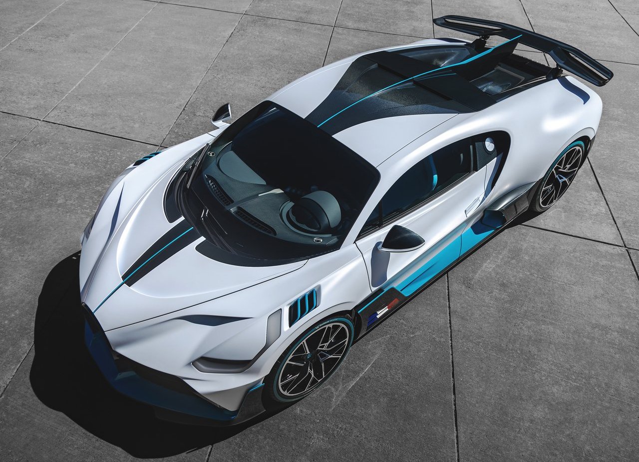 2019 - BUGATTI DIVO, foto 1