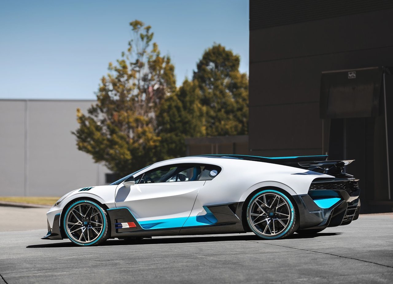 2019 - BUGATTI DIVO, foto 20