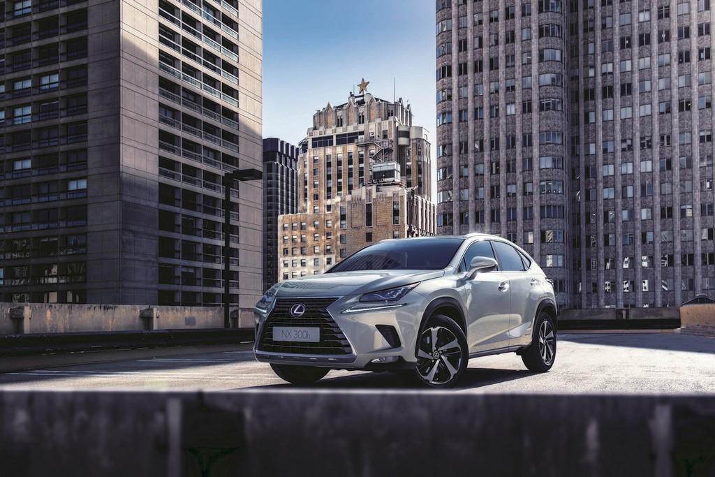 2019 - LEXUS NX 300h, foto 1