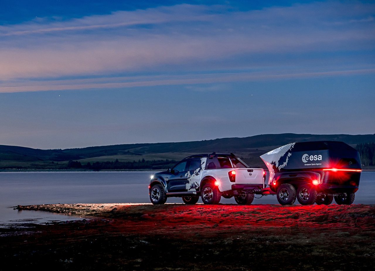 2018 - NISSAN NAVARA DARK SKY CONCEPT, foto 21