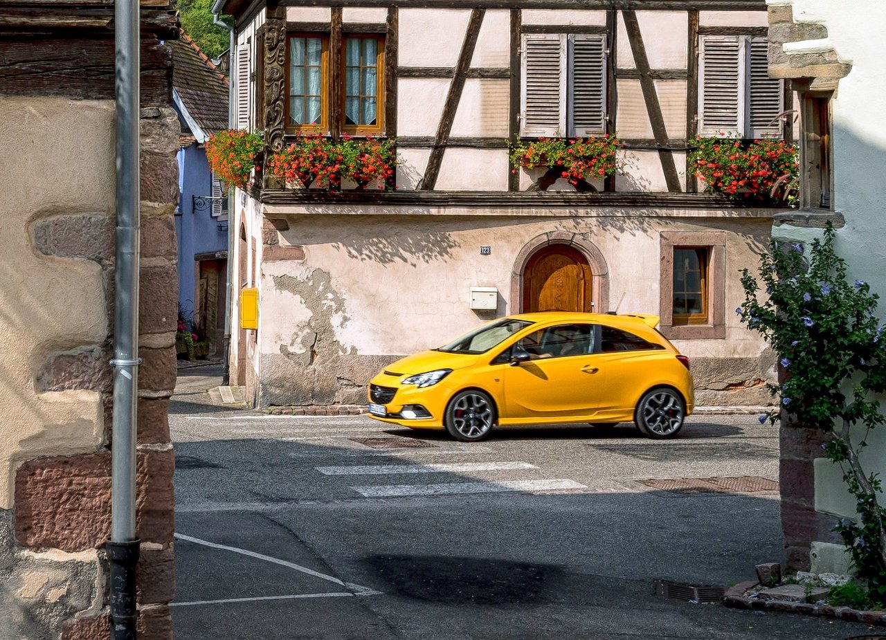 OPEL CORSA GSi, foto 32
