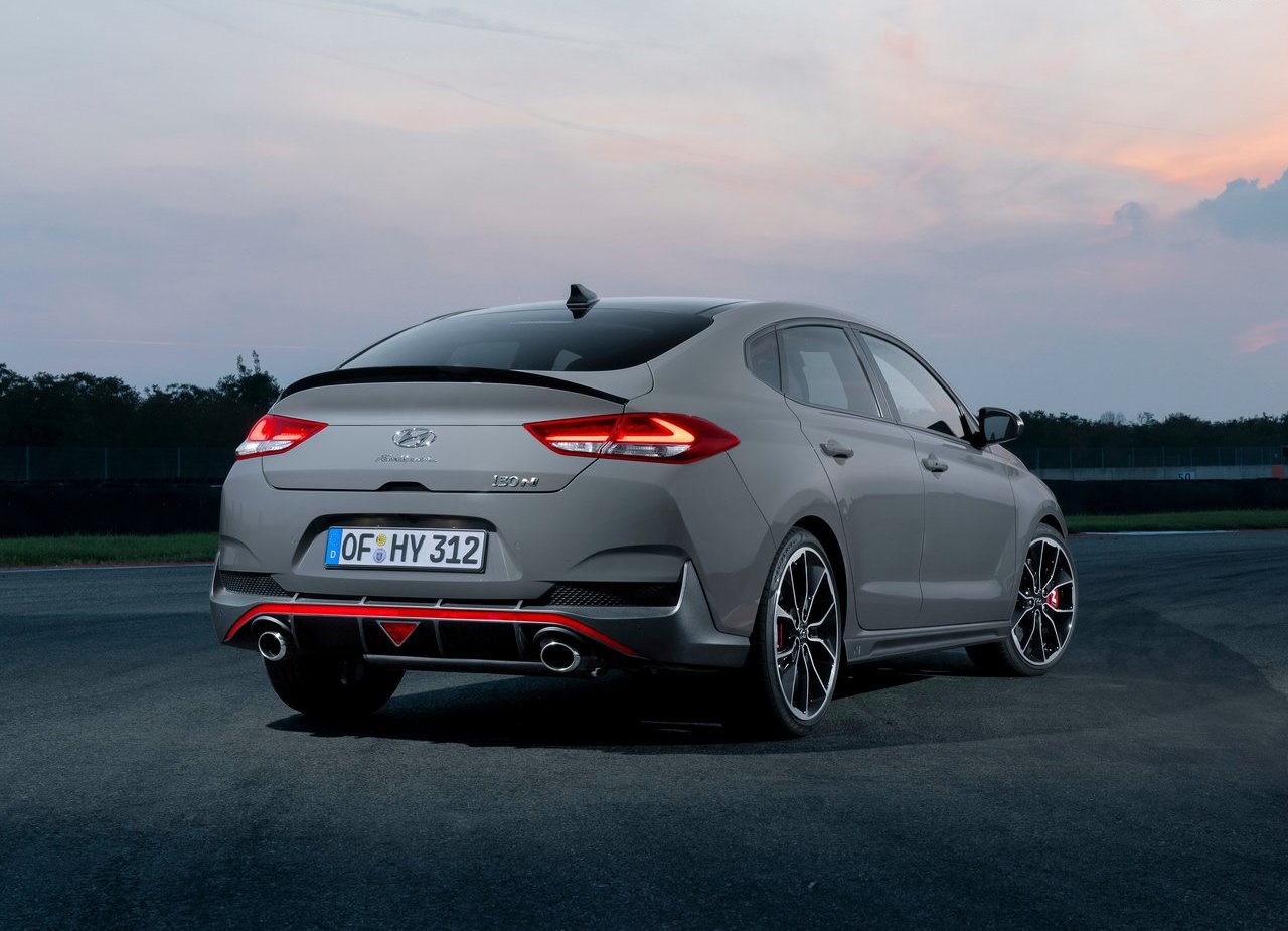 2019 - HYUNDAI i30 FASTBACK N, foto 10