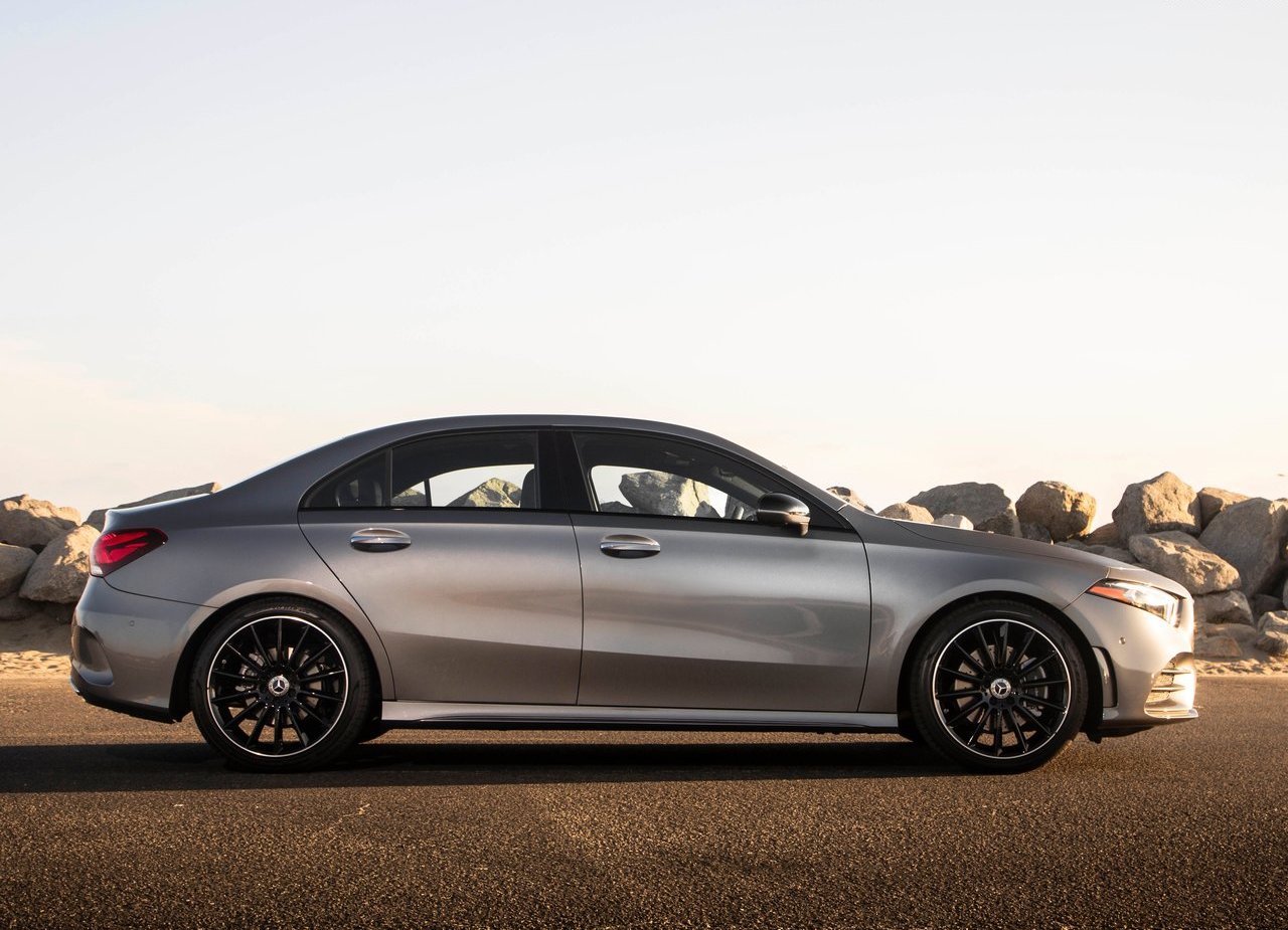 2019 - MERCEDES-BENZ A SEDAN US VERSION, foto 46
