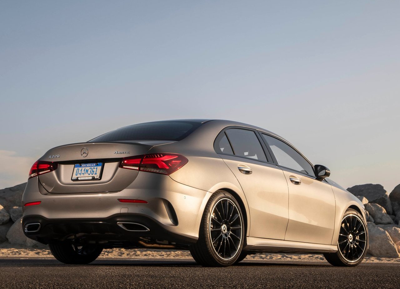 2019 - MERCEDES-BENZ A SEDAN US VERSION, foto 47