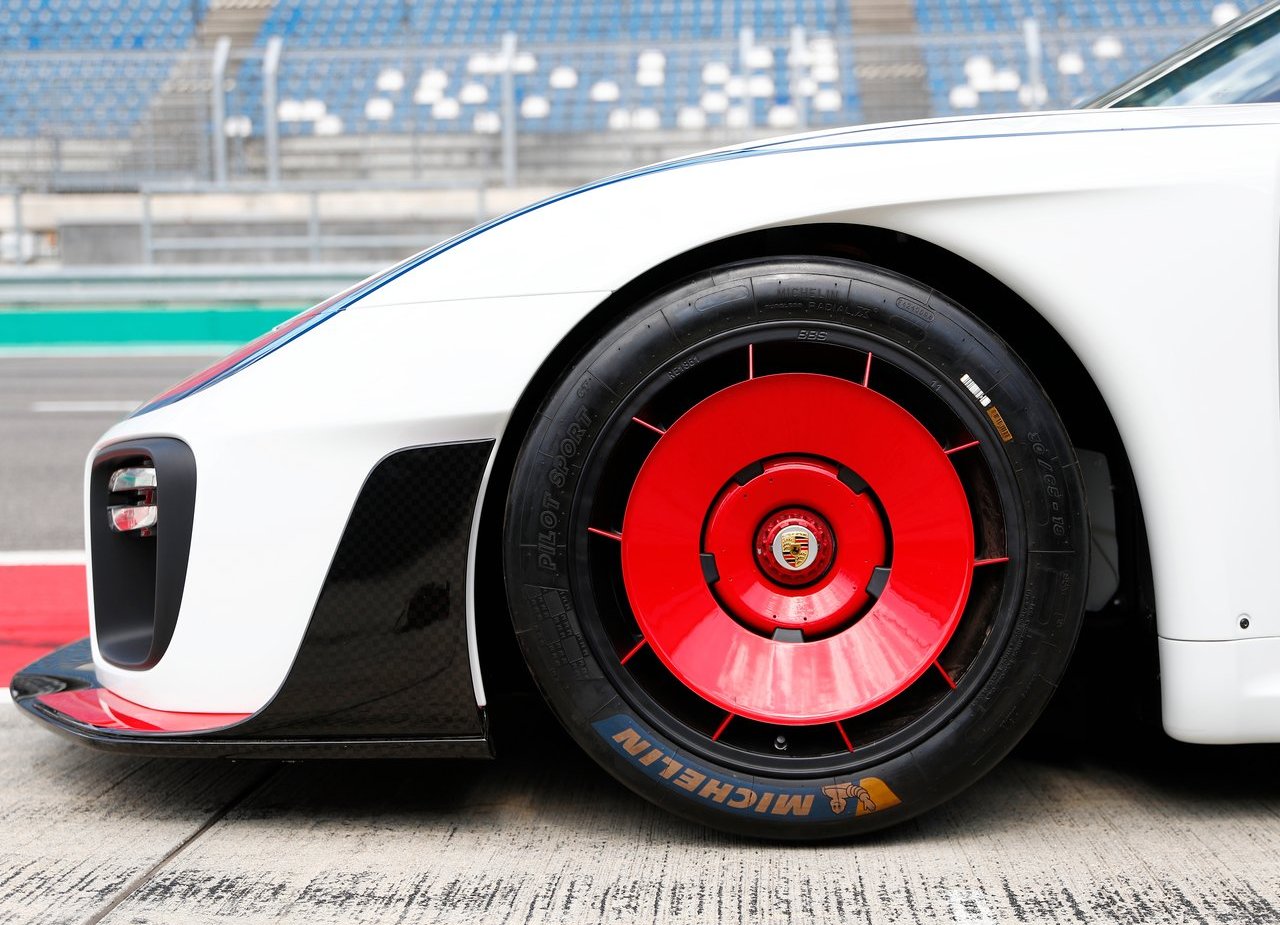 2019 - PORSCHE 935, foto 91