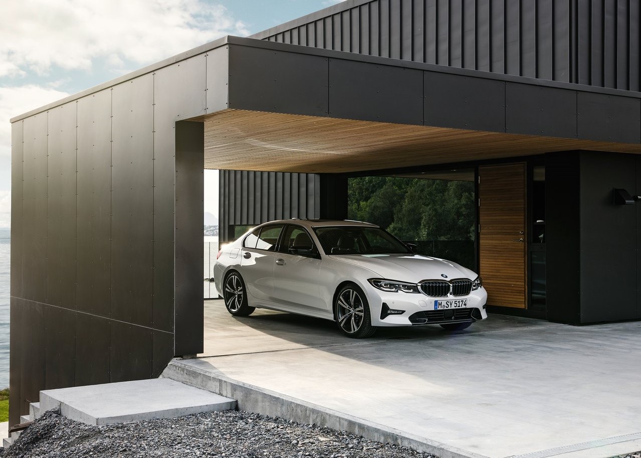 BMW 3 SERIES SEDAN, foto 2