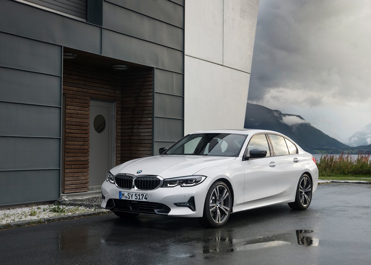 BMW 3 SERIES SEDAN, foto 4