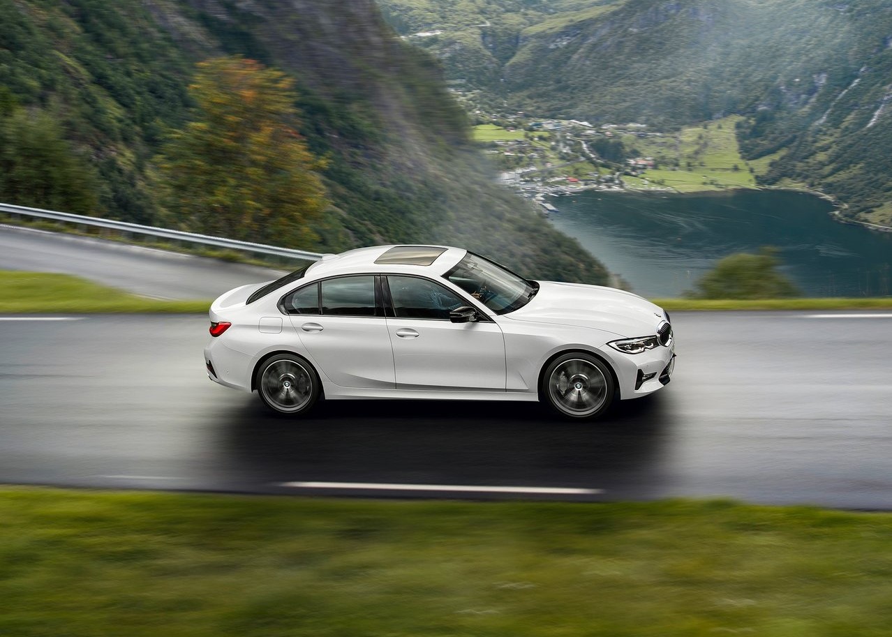 BMW 3 SERIES SEDAN, foto 25
