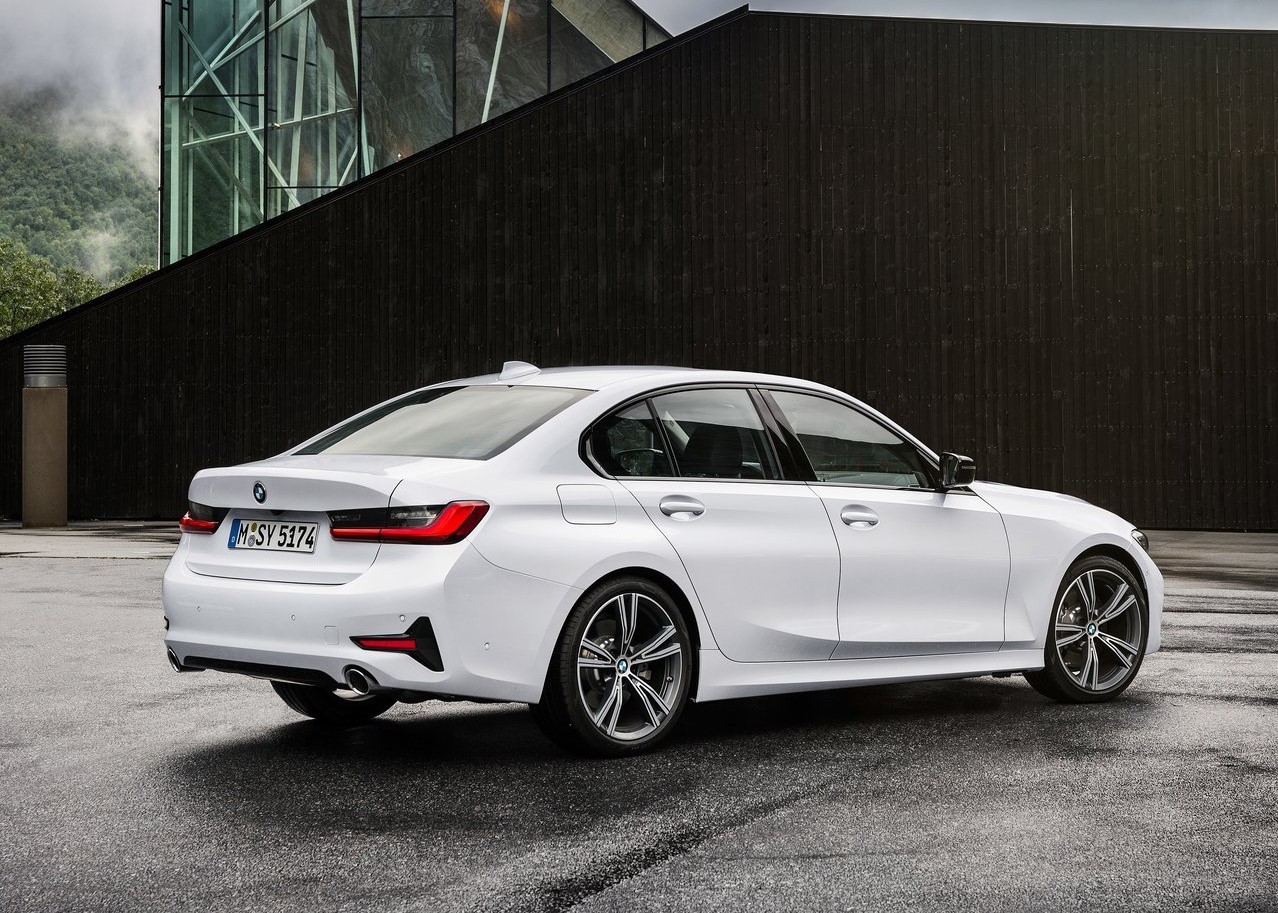 BMW 3 SERIES SEDAN, foto 27