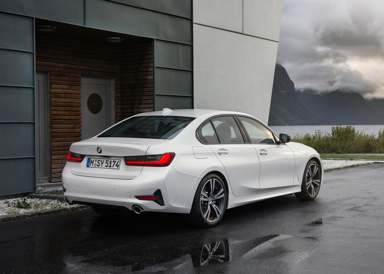 BMW 3 SERIES SEDAN, foto 28