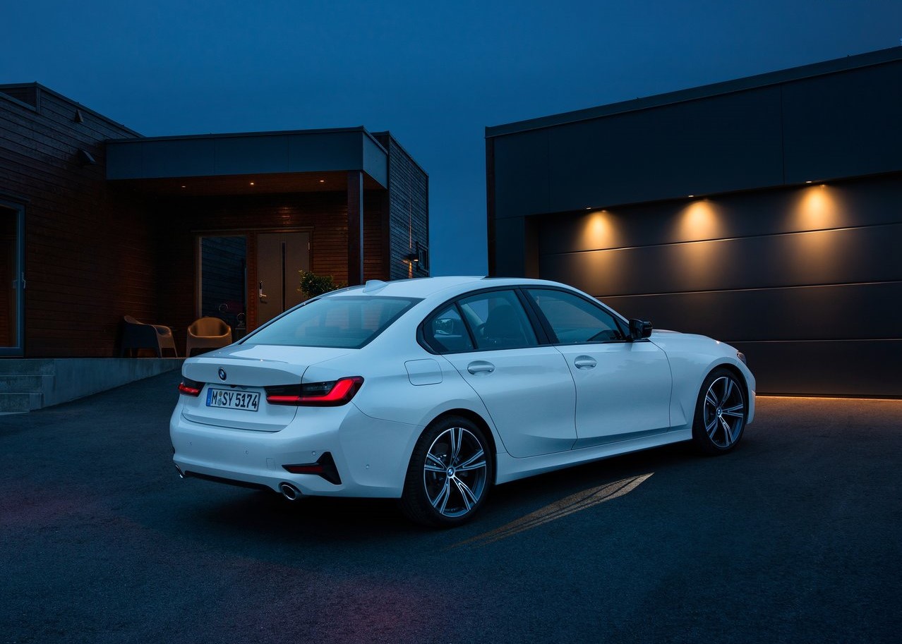 BMW 3 SERIES SEDAN, foto 29
