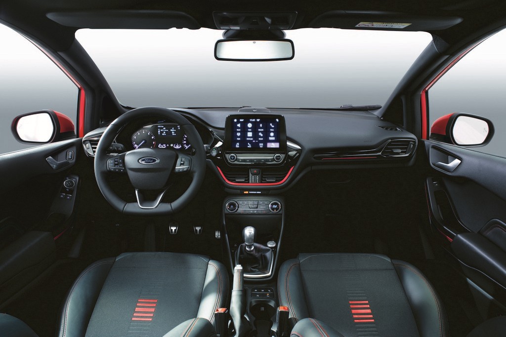 2018 - FORD FIESTA ST-LINE RED AND BLACK EDITION, foto 5