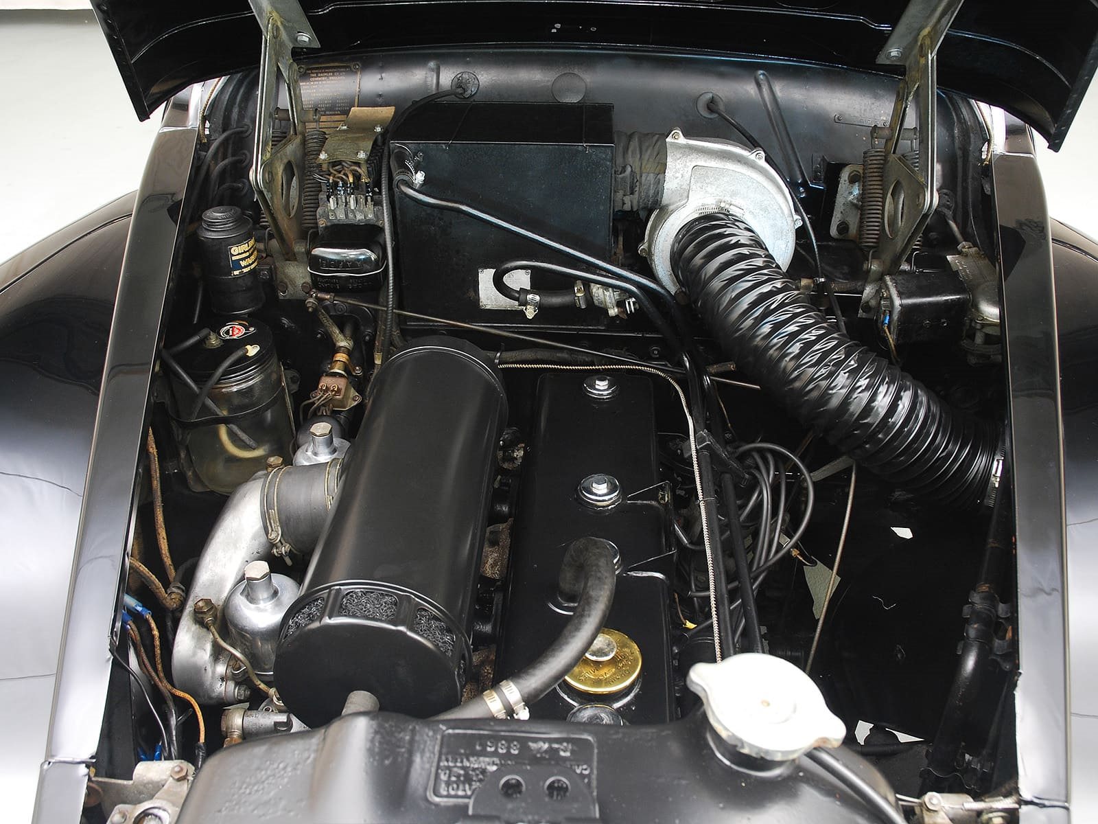 DAIMLER CONQUEST CENTURY SEDAN, foto 6