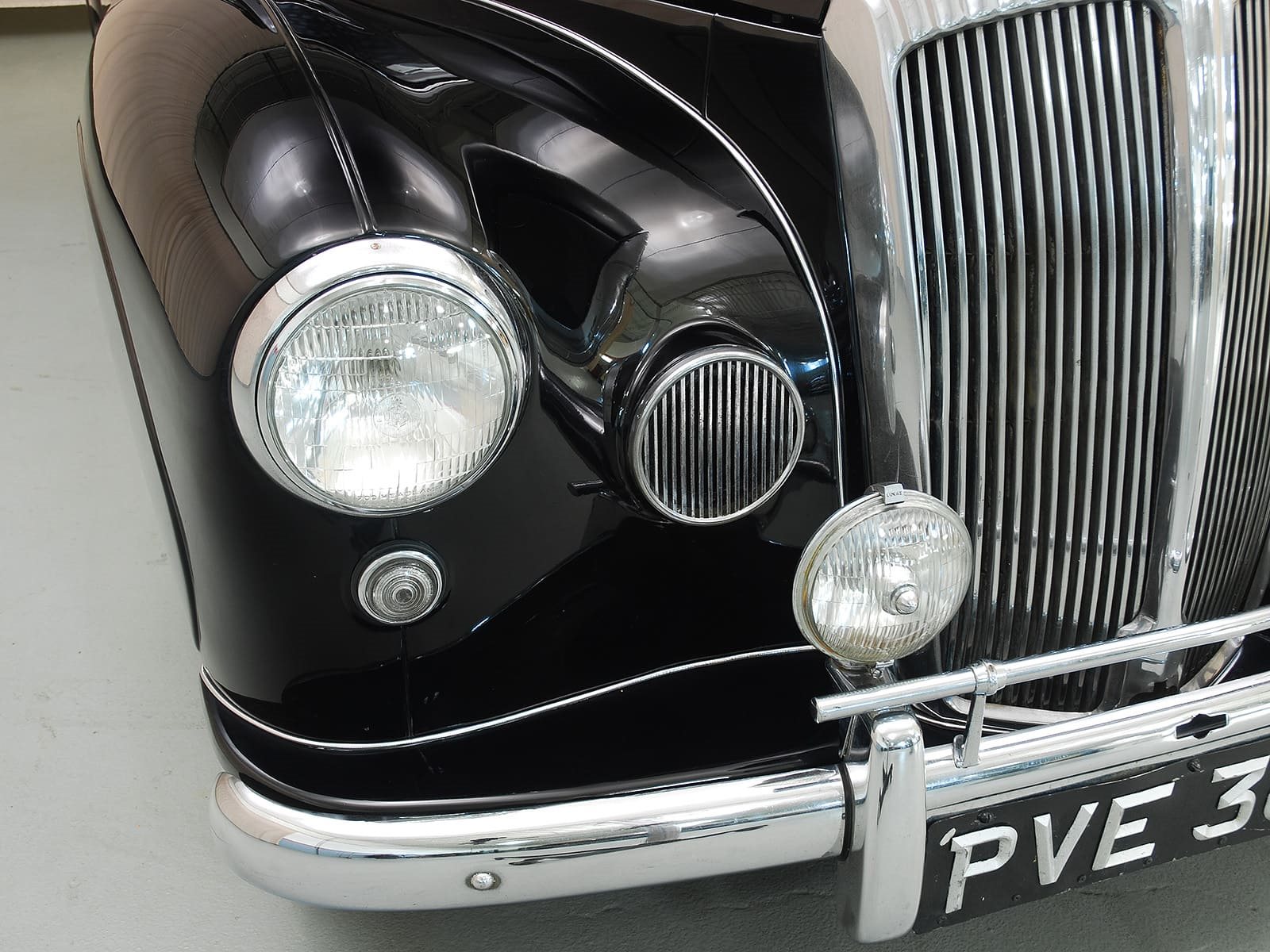 DAIMLER CONQUEST CENTURY SEDAN, foto 17