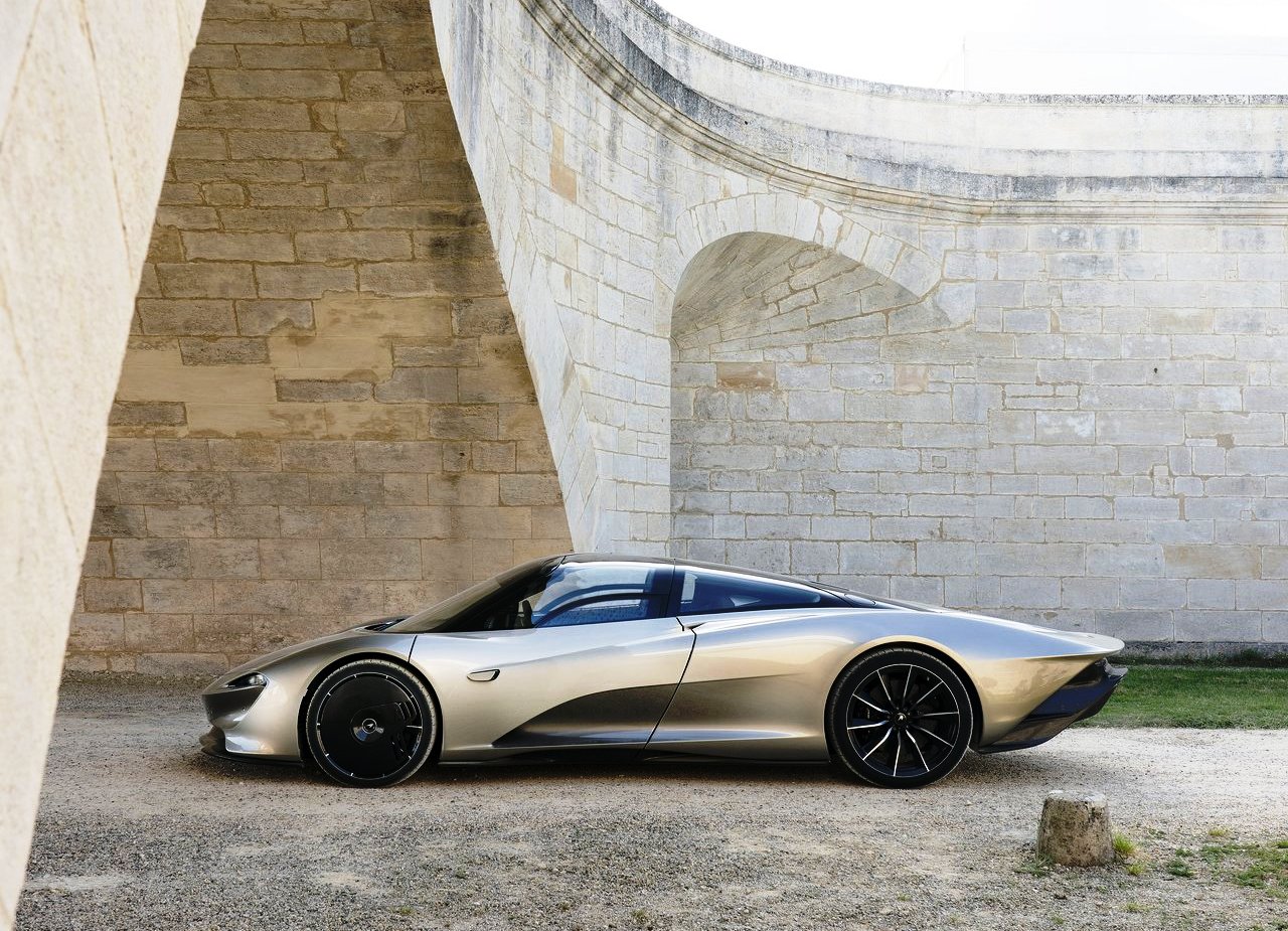 McLAREN SPEEDTAIL, foto 6