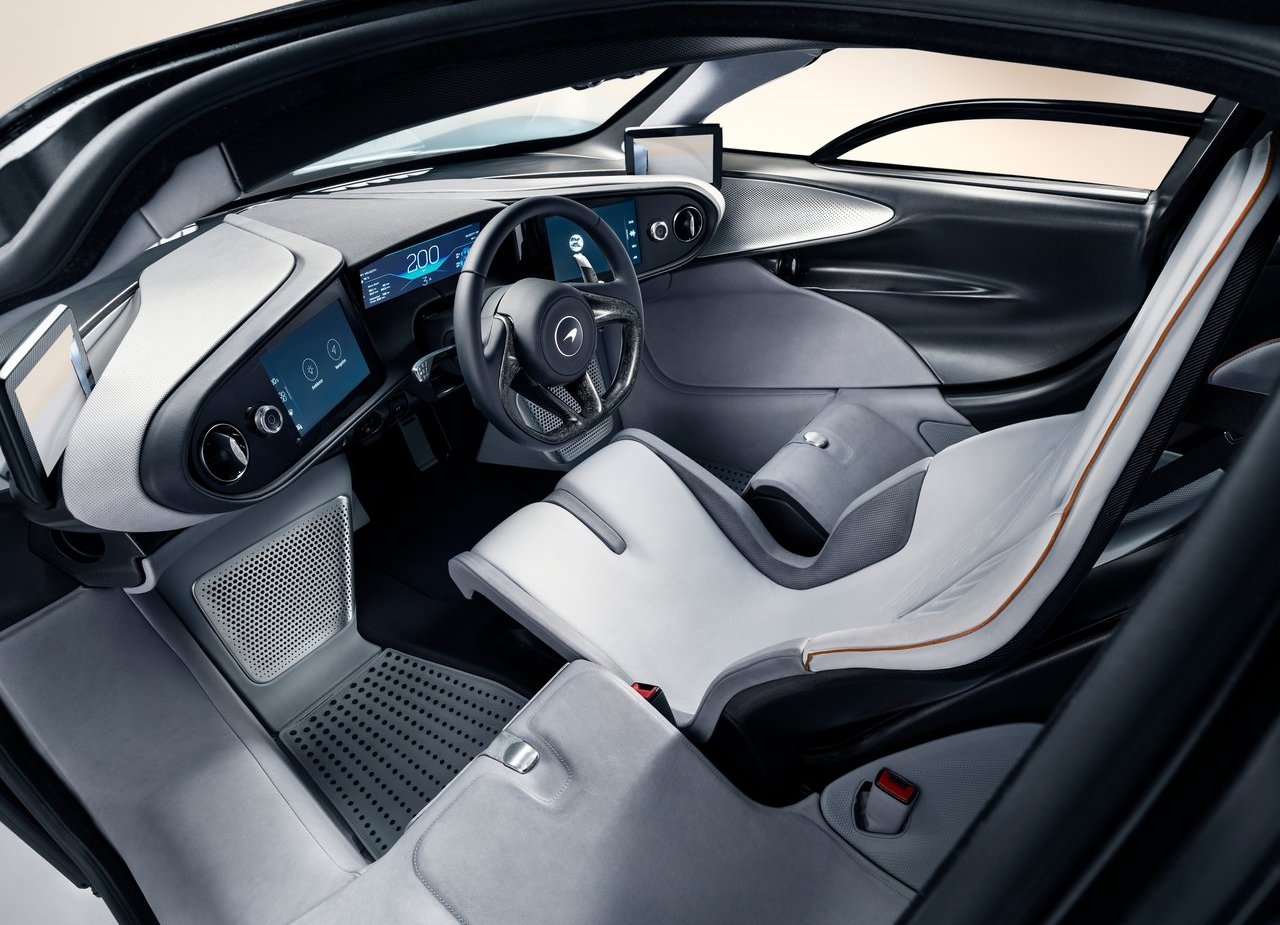 McLAREN SPEEDTAIL, foto 25