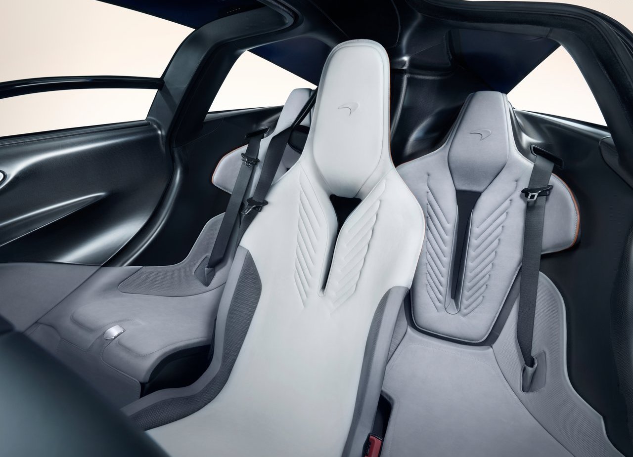 McLAREN SPEEDTAIL, foto 29
