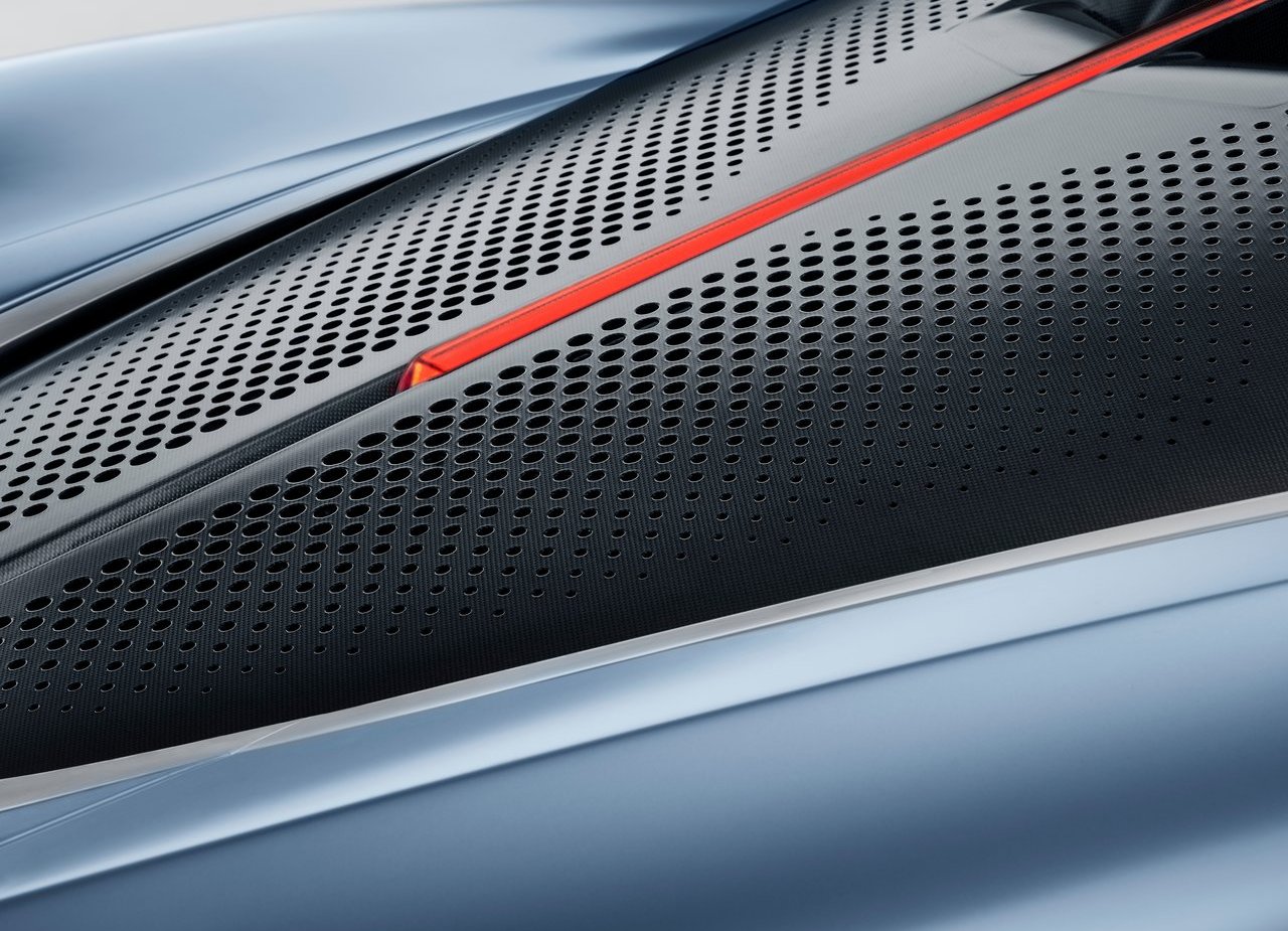 McLAREN SPEEDTAIL, foto 35