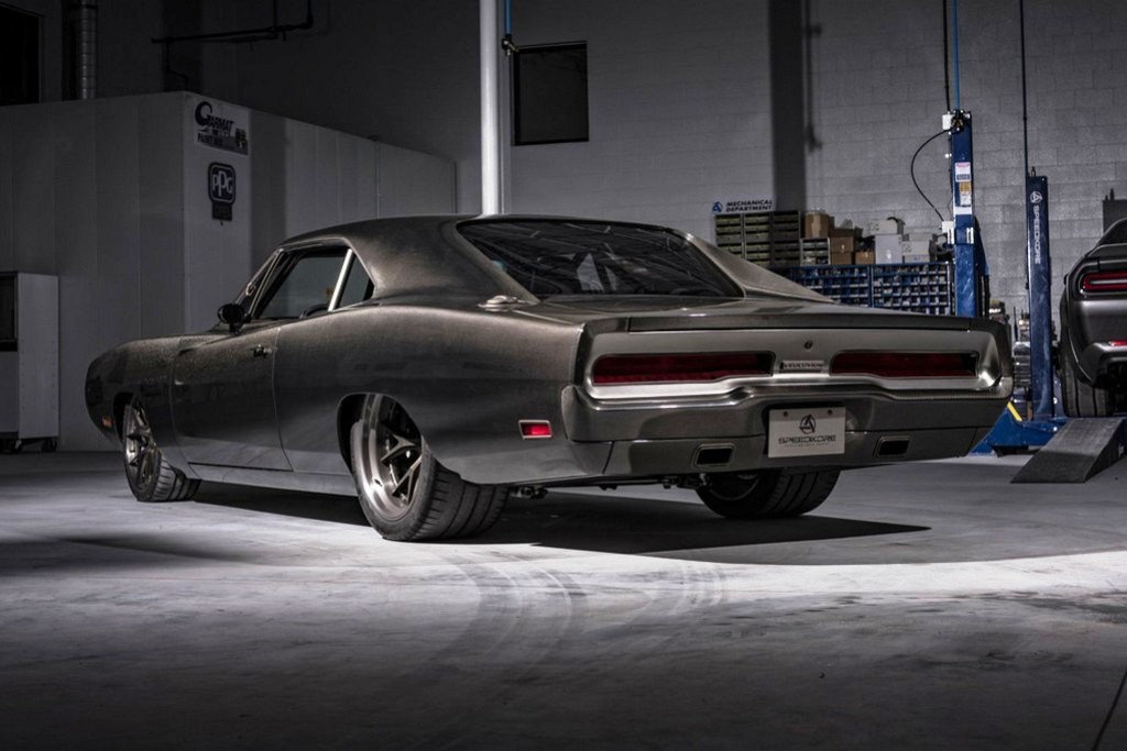 DODGE CHARGER EVOLUTION BY SPEEDKORE, foto 2