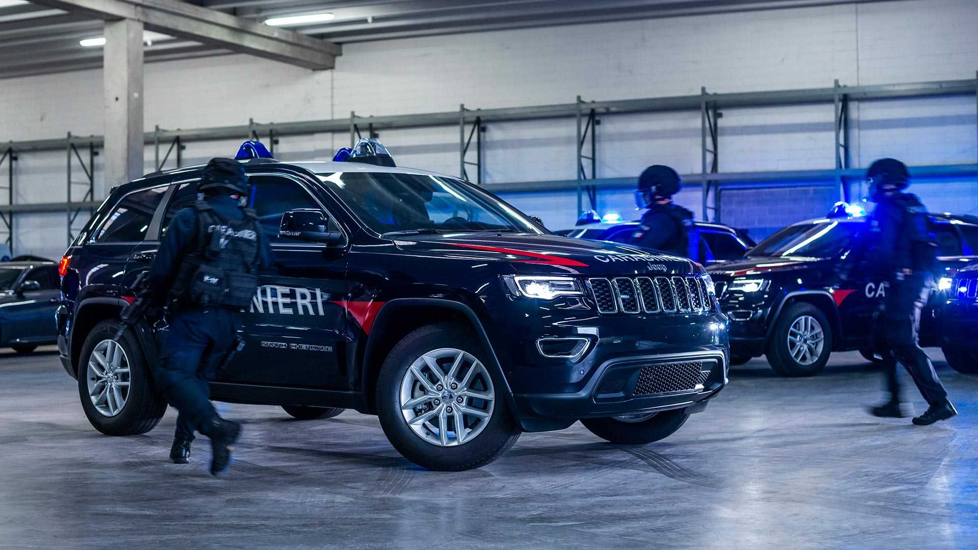 JEEP GRAND CHEROKEE CARABINIERI ITALIA, foto 1