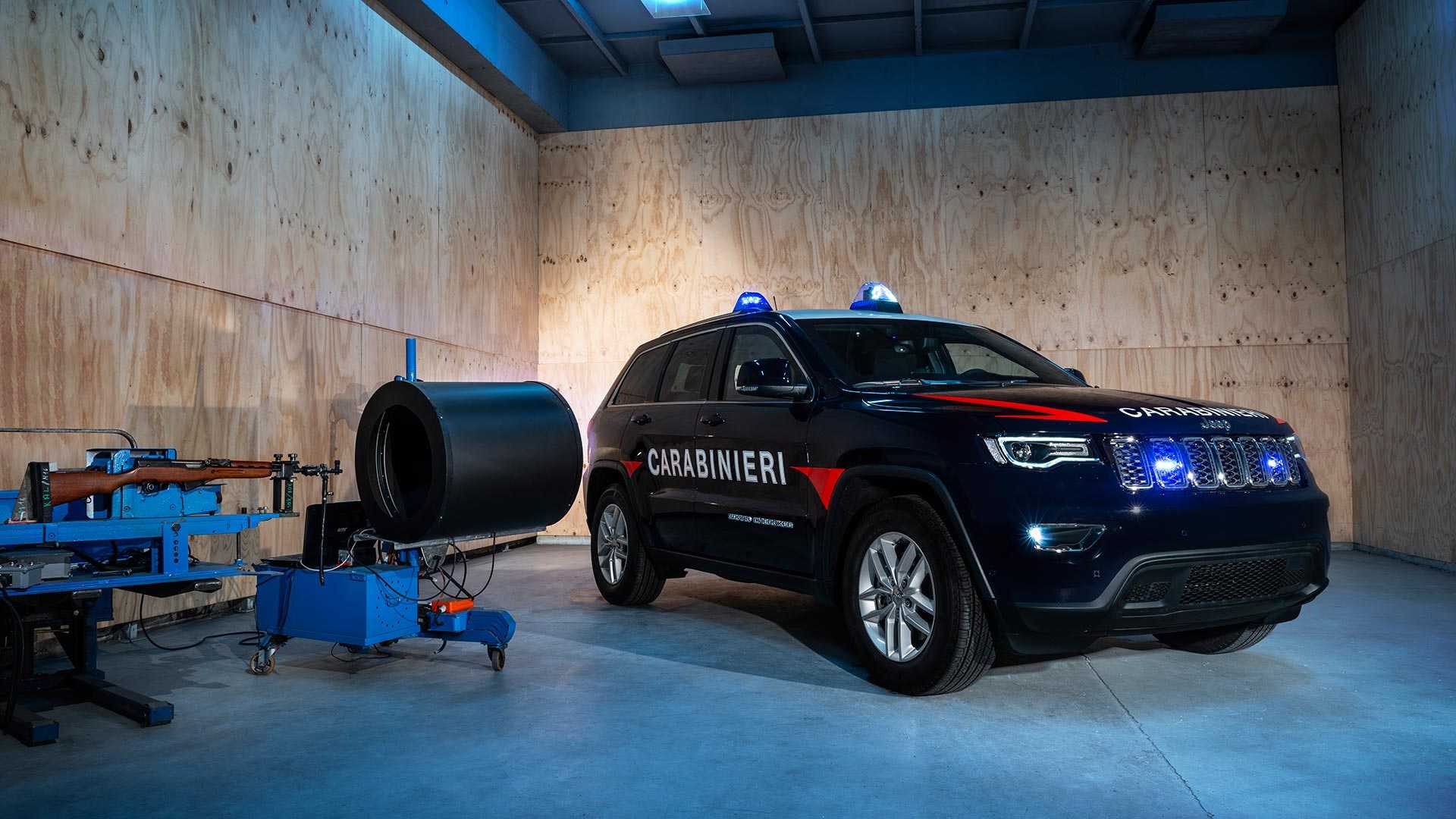 JEEP GRAND CHEROKEE CARABINIERI ITALIA, foto 6