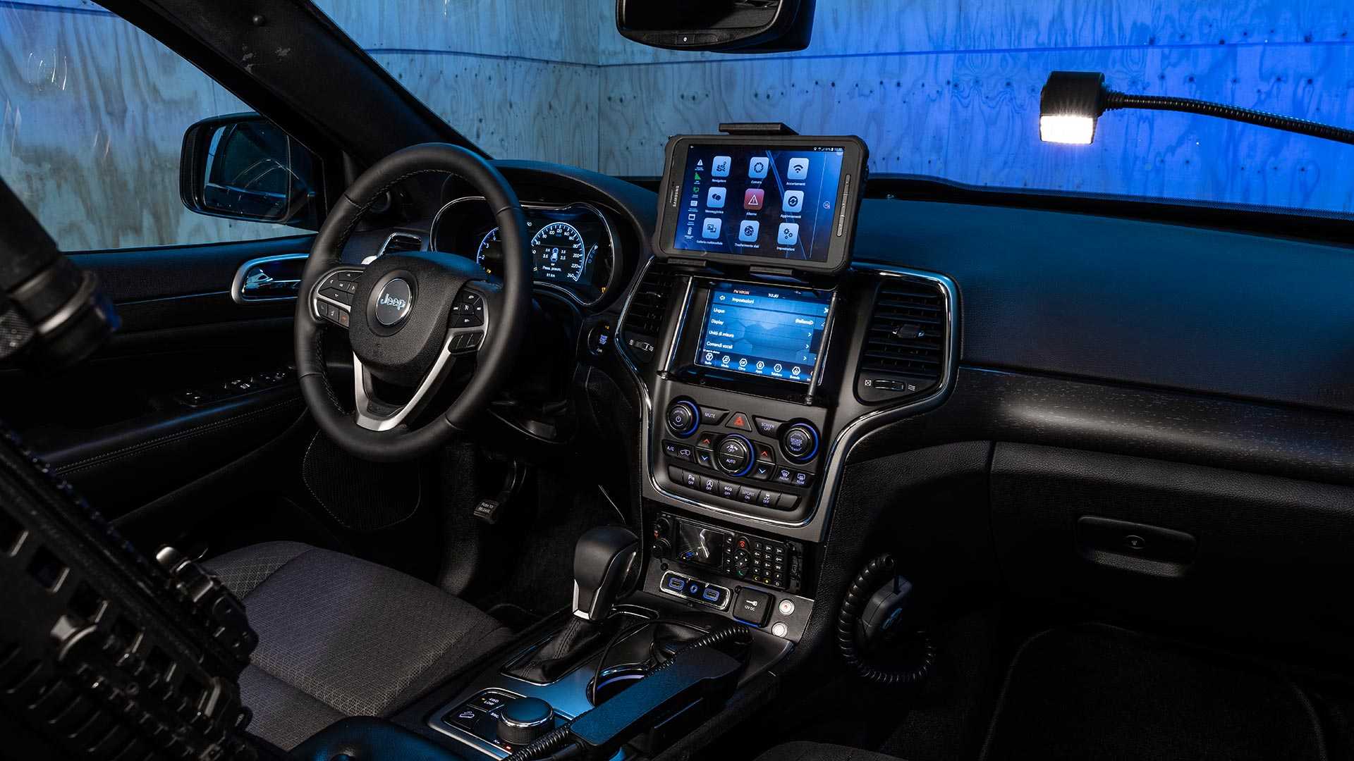 JEEP GRAND CHEROKEE CARABINIERI ITALIA, foto 9