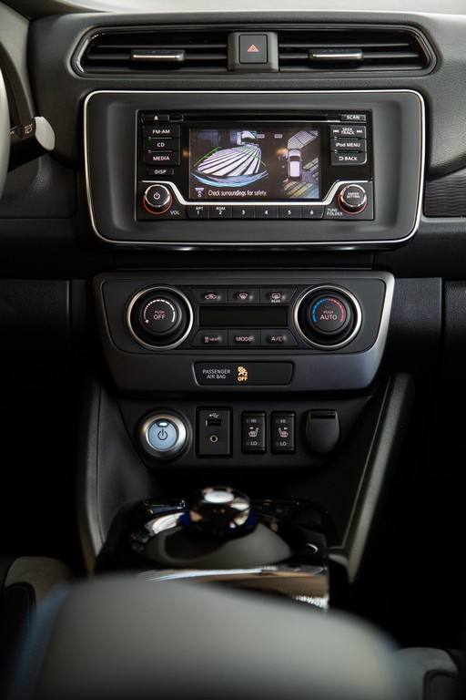 NISSAN LEAF, foto 17