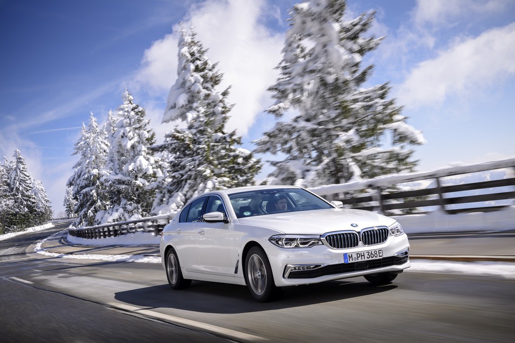 2018 - BMW 530e SEDAN M SPORT, foto 2